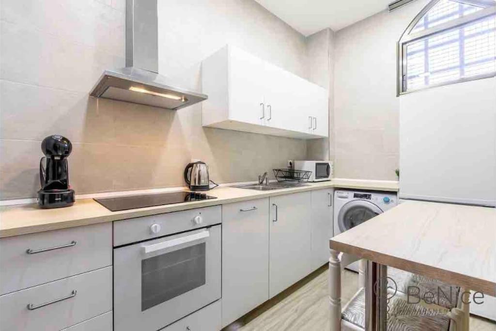 Luxury Apartamento Sevilla Centro -Triana Exterior photo